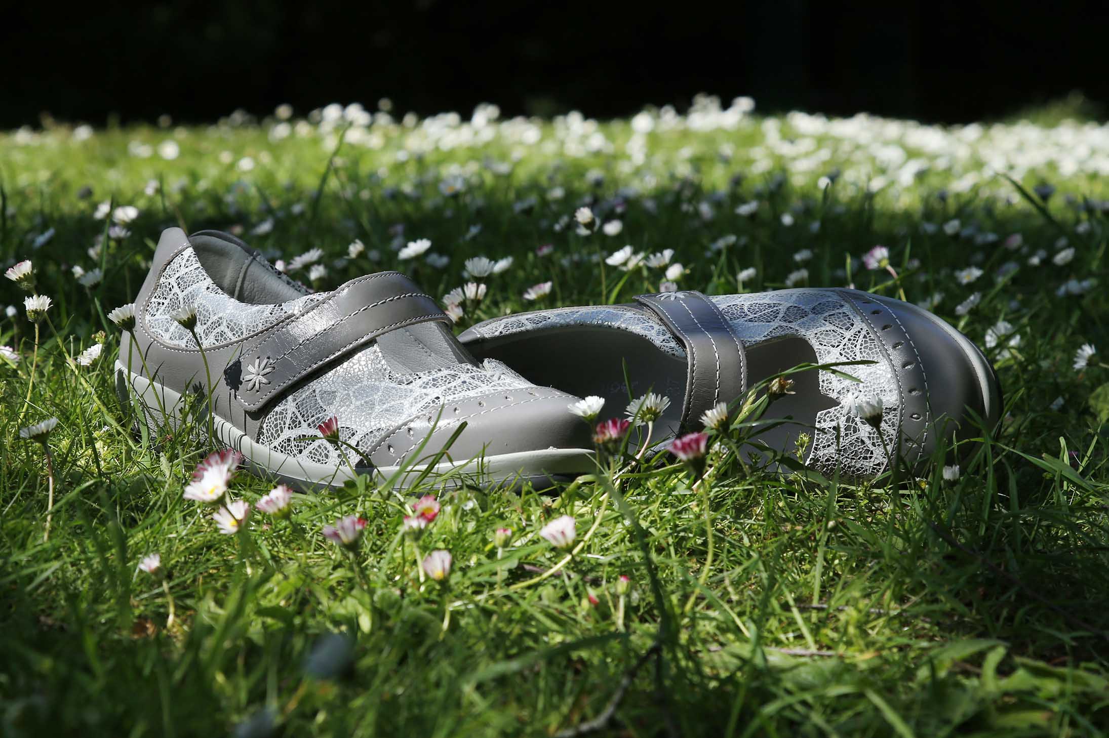 LADIES SUMMER SHOES